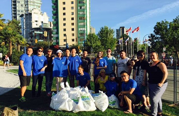 Alexander College Students Beach Cleanup Event