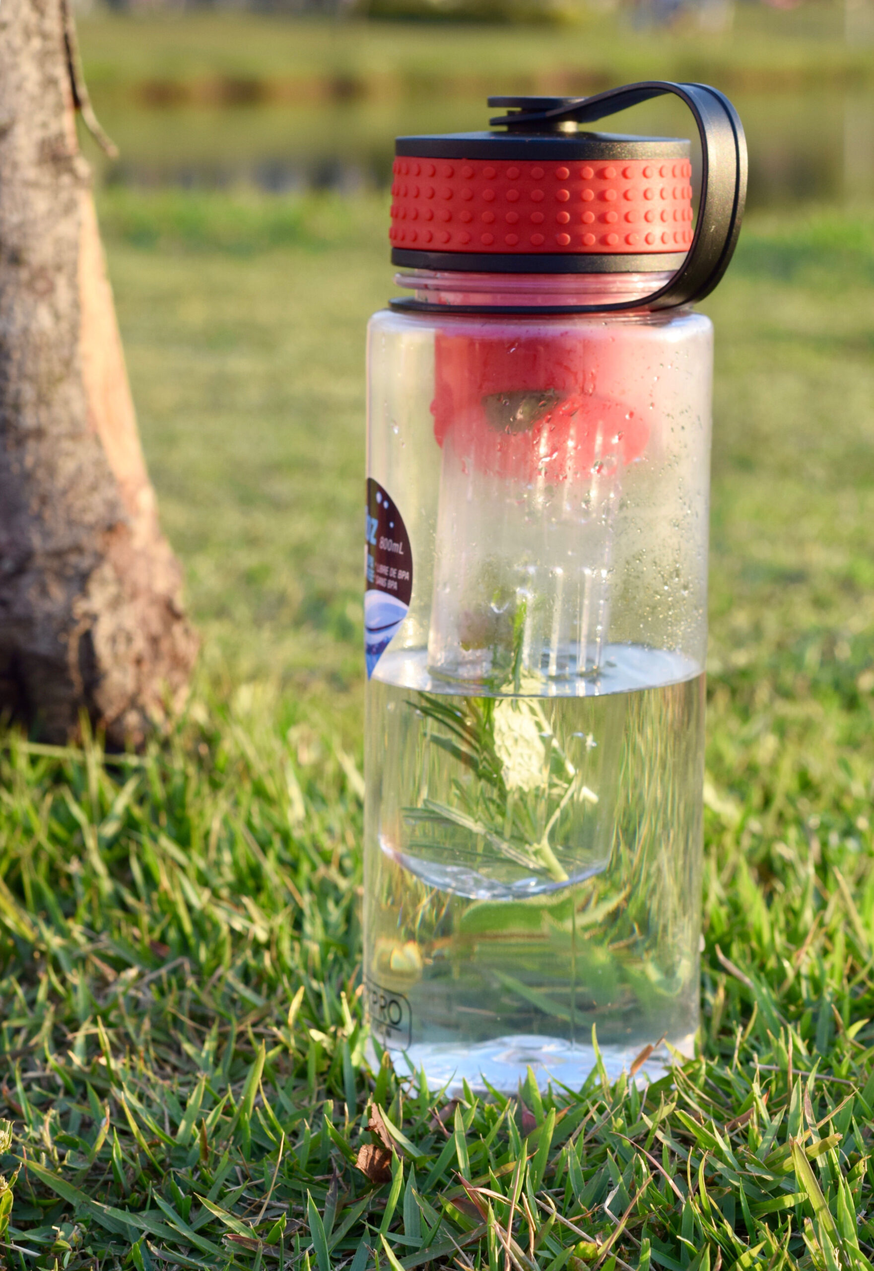 close up picture of a water bottle