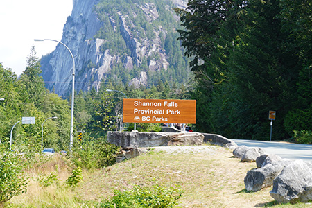 Shannon Falls sign