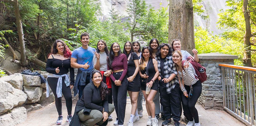 group photo at Squamish