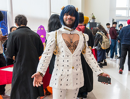 student dressed as a Jojo character