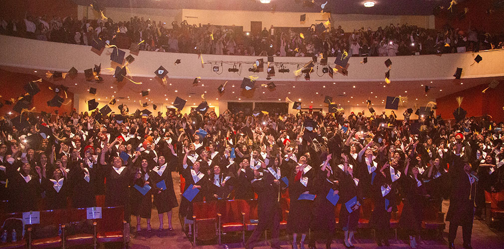 grad cap toss